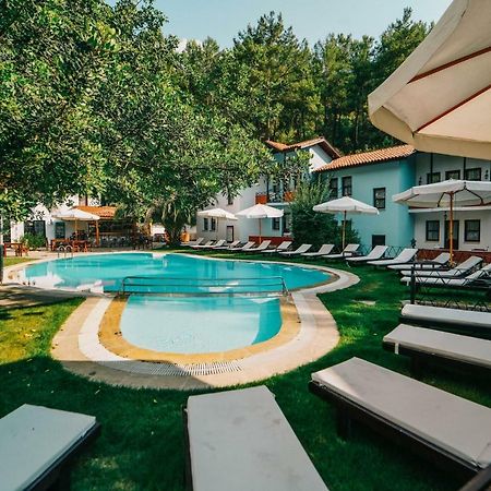 Hotel Forest Gate Гьоджек Екстер'єр фото