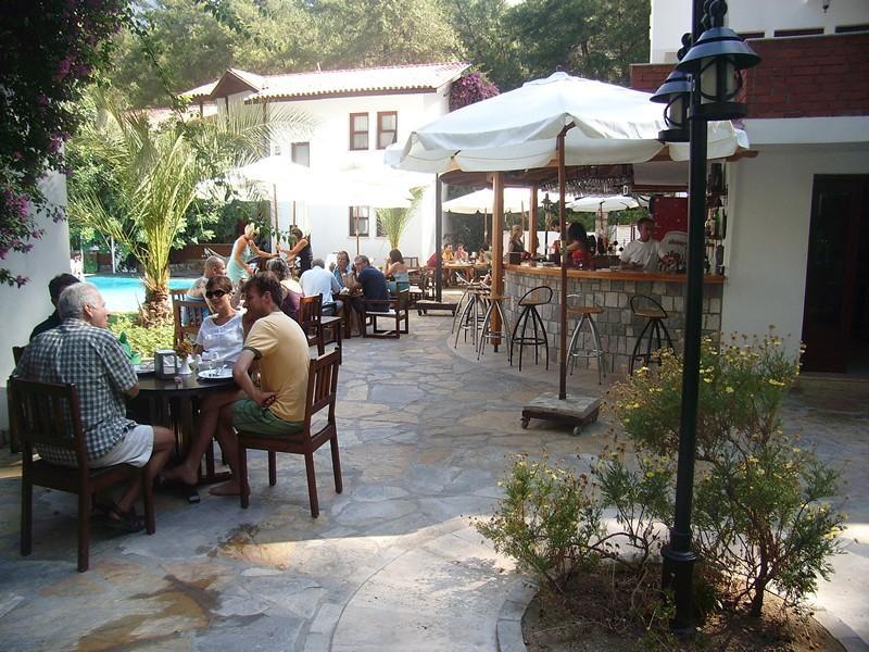 Hotel Forest Gate Гьоджек Екстер'єр фото