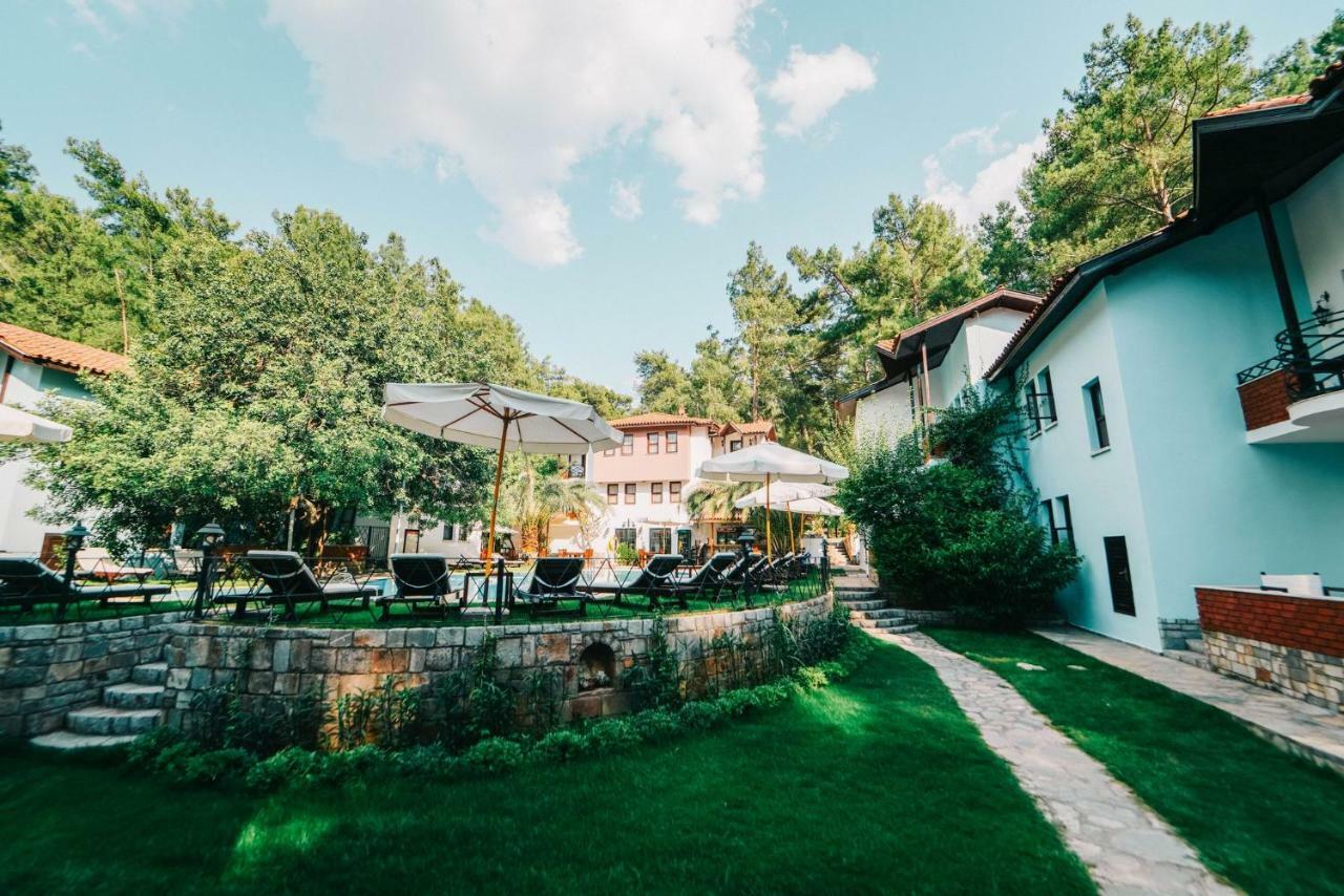 Hotel Forest Gate Гьоджек Екстер'єр фото