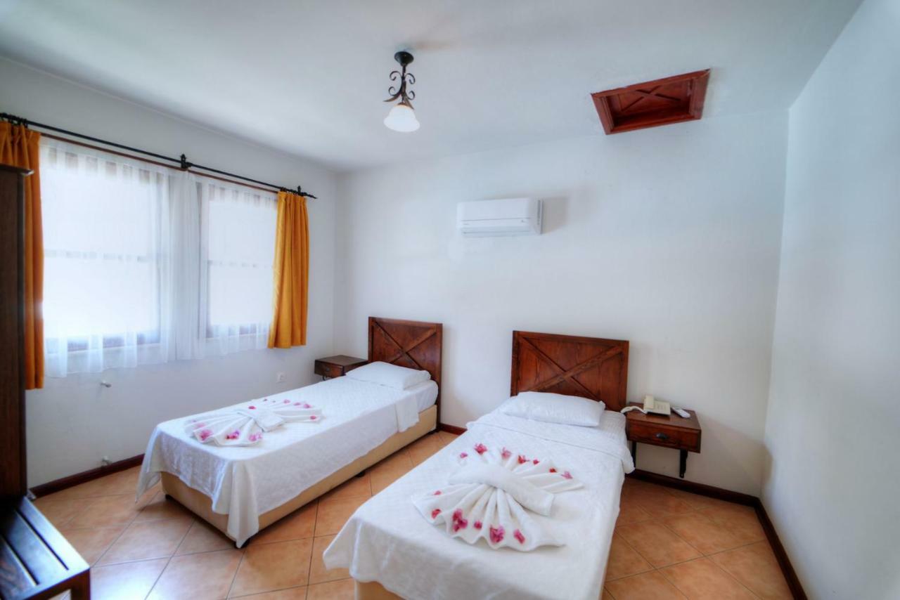 Hotel Forest Gate Гьоджек Екстер'єр фото