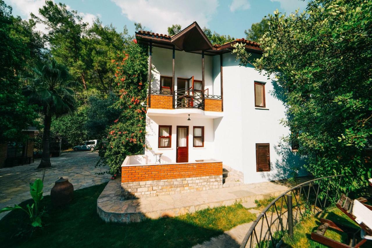 Hotel Forest Gate Гьоджек Екстер'єр фото